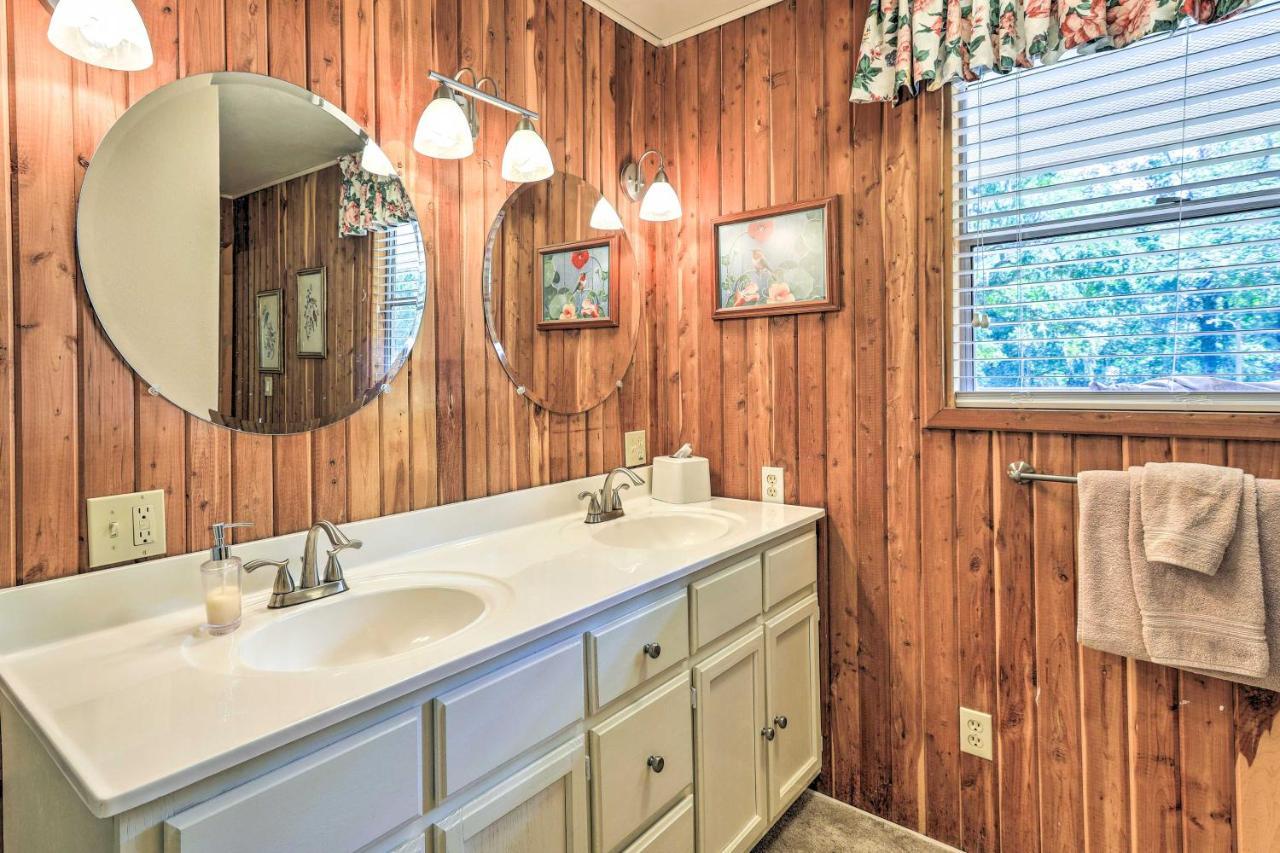 Charming Abode With Dock On The Suwannee River Bell Zewnętrze zdjęcie